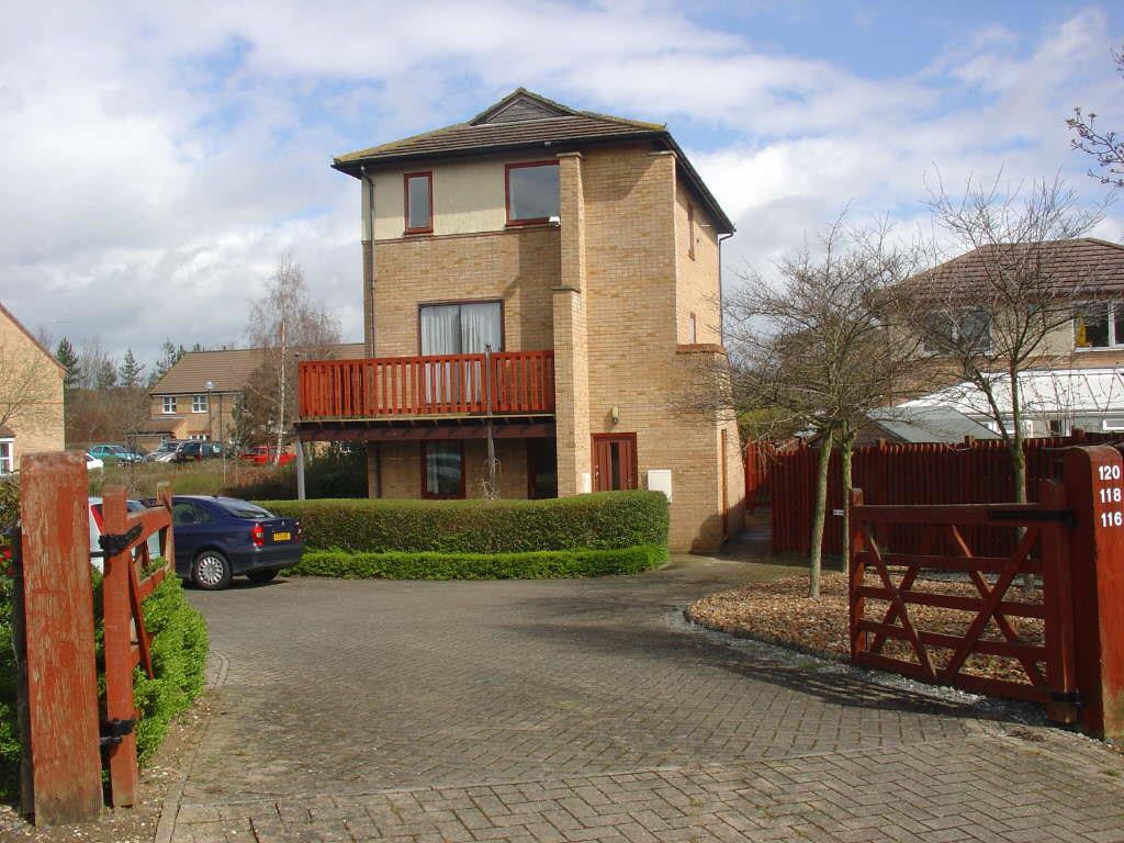 2 bed property in Pickering Drive, Milton Keynes